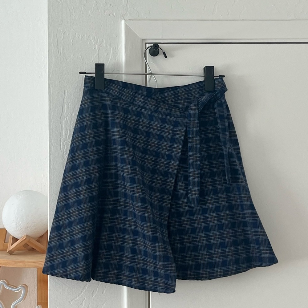 90s Vintage Plaid Wrap Skirt - Navy Blue